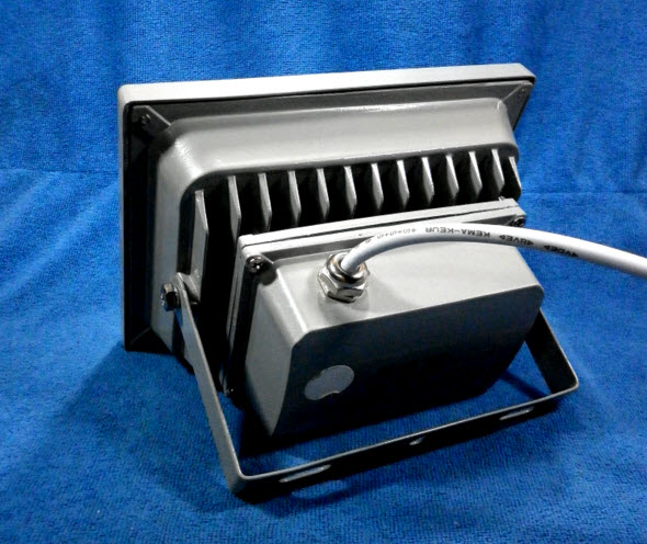 LED Flood Light 20W แสงอาทิตย์