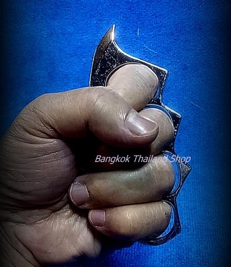 สนับมือชุบชุบทองเหลืองทรงแรด ขนาดกลาง 12 cm ราคา 180 บาท