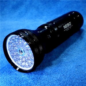 ไฟฉาย+ไฟกระุพริบ+เลเซอร์+ไฟเขียว+ไฟตรวจเงิน