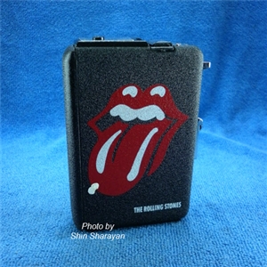 กล่องบุหรี่พร้อมไฟแช็ค แบบ ไฮเท็ค THE ROLLING STONES