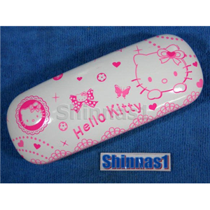 กล่องใส่แว่นตา Hello Kitty สีขาว