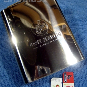 ขวดเหล้าสแตนเลส ขนาด 7 ออนซ์ Remy Martin