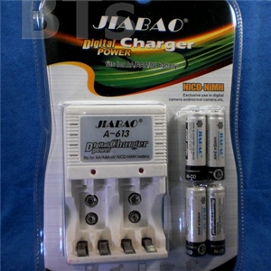 ชุดชาร์จถ่าน Jiabao พร้อมถ่านชาร์ท AA x4/600 mAh