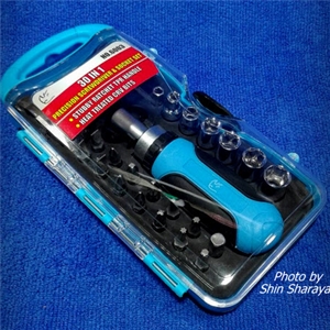  ชุดไขควงเปลี่ยนหัว 22 แบบ และบล็อคหกเหลี่ยม 7 แบบ