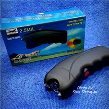 *เครื่องช็อตไฟฟ้า CH-23 กำลังไฟ 2.5 ล้าน ราคา 360 บาท