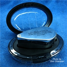 แว่นส่องเพ็ชร 40X 25 มี 2 ไฟขาวและ 1 แบล็คไลท์
