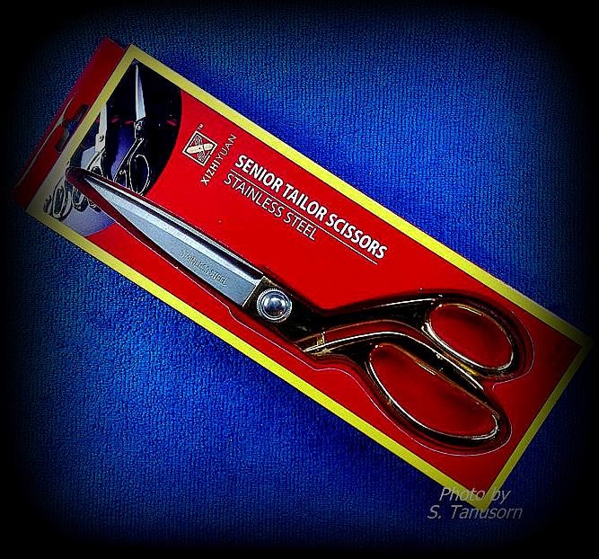 *กรรไกรตัดผ้าสแตนเลส ขนาด 9.5 นิ้ว ซีจื้อหยวน K37 อันละ 160 บาท